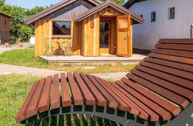 Rustikales Häuschen Hund Garten Natur pur - Haferkiste