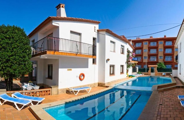 RVApartaments Villas Piscis