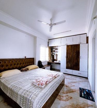 RVR Abode -Private Rooms