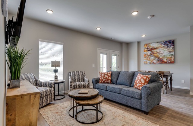 Rylan's Creek- 2 Bedroom Apartment