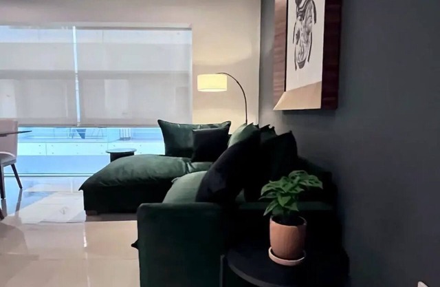 S2205 - 2BDR / 2BTH - Une Chambre Appartement, Couchages 4