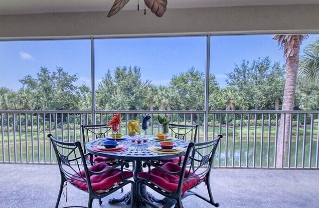 Fort Myers, Floride, États-Unis 33908. Communauté fermée avec piscine / bain à remous. Près des plages