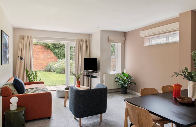 SACO Reading - Castle Crescent