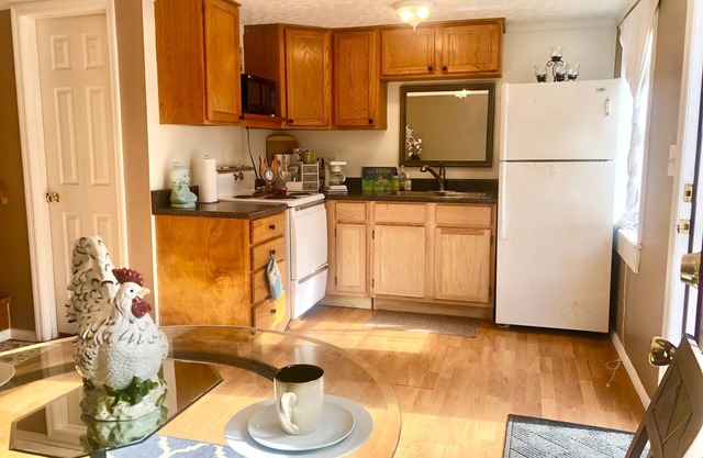 Walking distance to downtown Fort Payne AL.