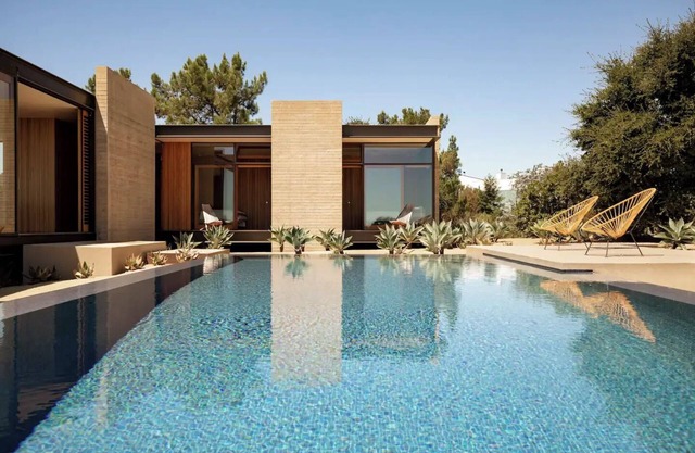 Saddle Peak House