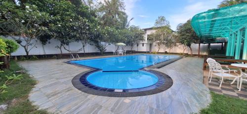 Safari Eye Hotel - Thissa