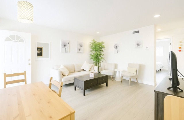Safe 2BR Apt w/ AC/Washer/Dryer/EV on 1F-Sunnyvale