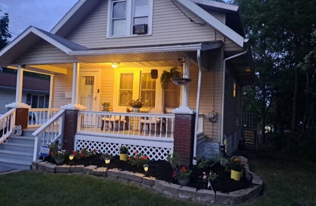 Safe Cheerful & Cozy Akron 3 B 1.5 B ADT Security