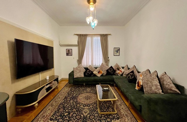 Safest Location in Cairo, Near Pyramids & Museums