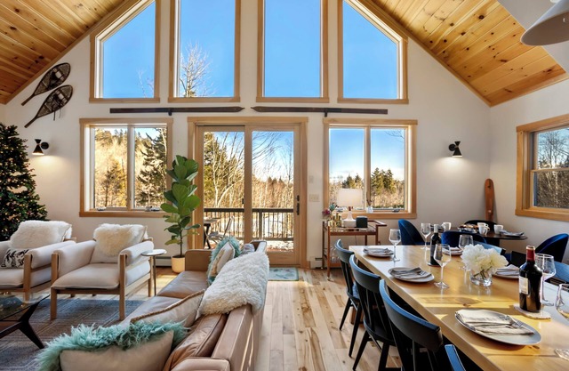 New! 4-bedroom home 3 mi to Sunday River,Golf, Hike,!Views,HotTub,Sauna,FirePit