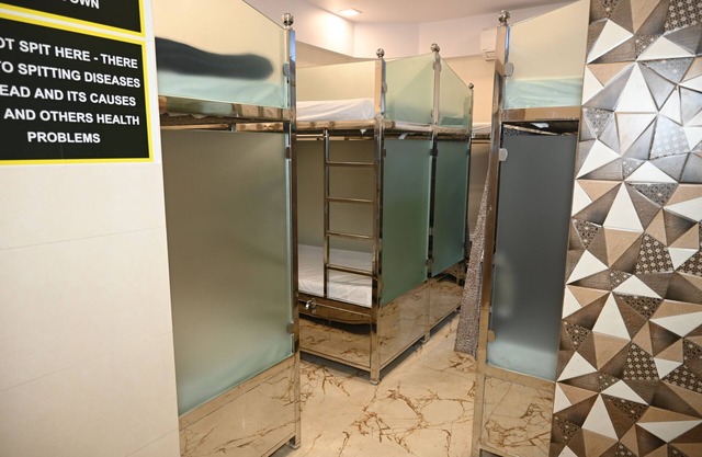 Sagar Dormitory Andheri - Nearest to Andheri Railway Station West