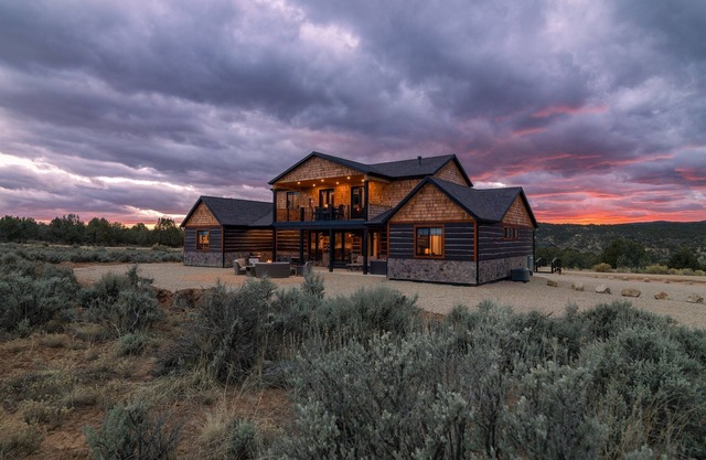 Sage Meadow Retreat | Private hot tub | Zion NP
