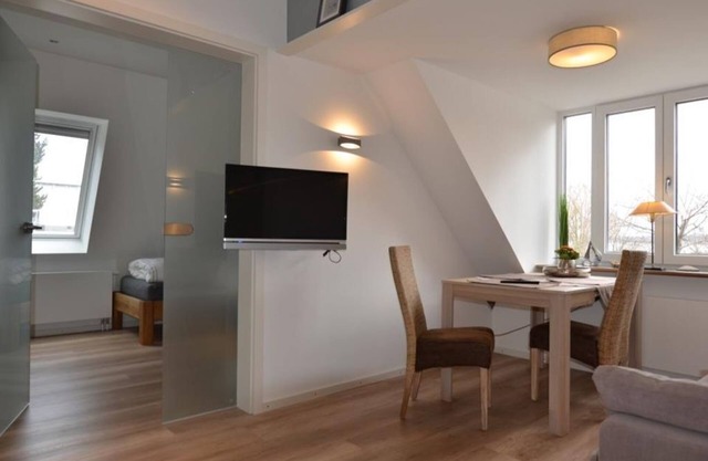 Sailor, shower, WC, 1 bedroom, - Cabin Holtenau