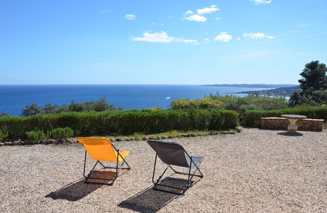 Maison Sainte Maxime magnifique vue mer dans un domaine calme et sécurisé
