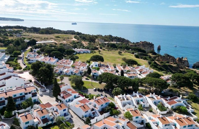 Sal e Tal by LovelyStay