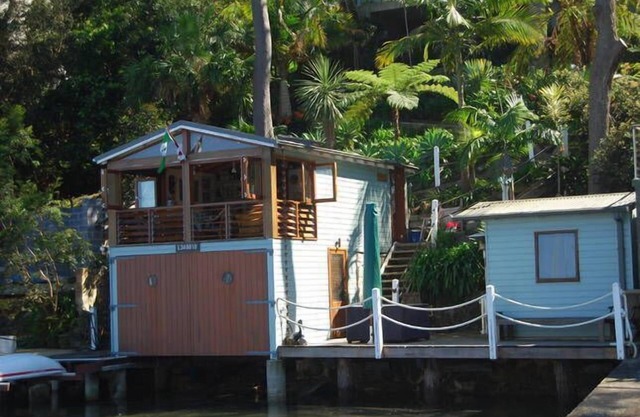 Salacia - Boat House