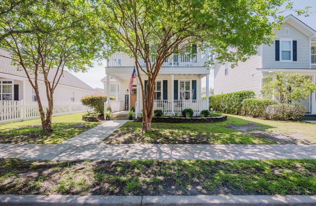 Saltee Cove Coastal Getaway. 3 Bedroom/2.5 Bath Lowcountry Cottage