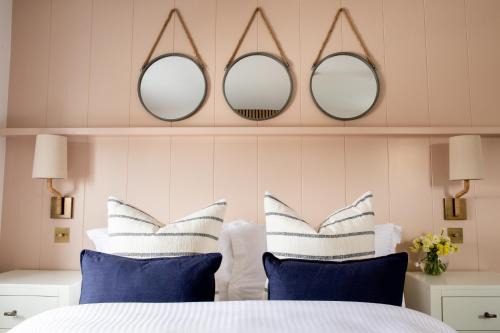 Salthouse apartment
