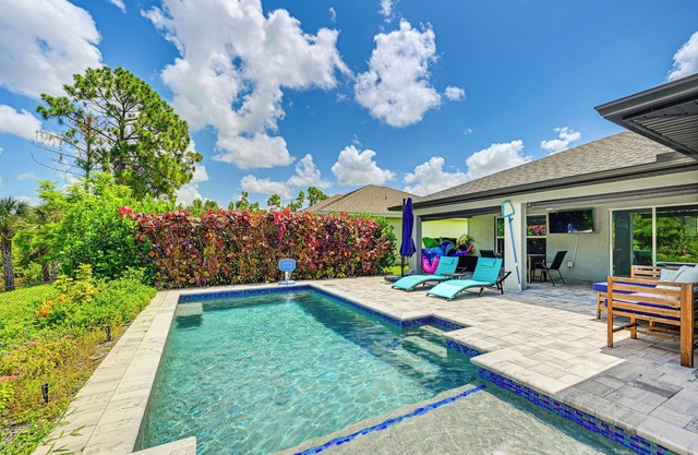 Saltwater Pool & Game Room: Gulf Coast Retreat