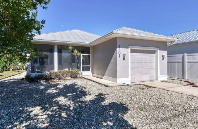Salty Sea Breeze - 1806 Manasota Beach