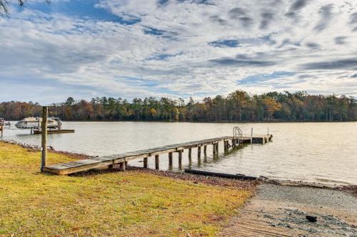 Saluda River Retreat with Boat Ramp and Water Views!
