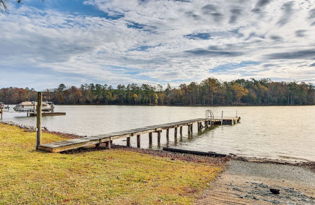 Saluda River Retreat w/ Boat Ramp & Water Views!