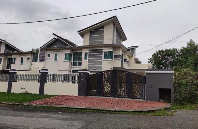 Sample House