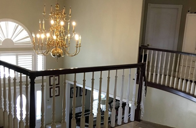 SAN JOSE EVERGREEN ESTATE TUCKED AWING WITHACH REACH!
