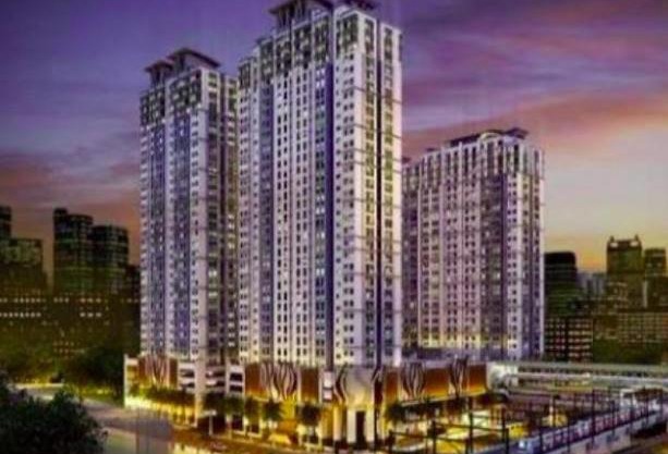San Lorenzo Place Modern & Relaxing Condo w/ Pool & Gym in Makati