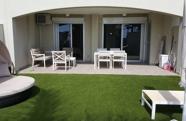 SAN REMO PALM MAR APPARTEMENT AVEC JARDIN ET GARAGE STANDING DANS SAN REMO VUE M