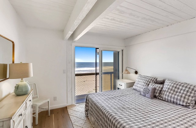 763 / Dollar de sable * OCEAN FRONT * 2 Nts saison Off / 4 Nts été et les vacances