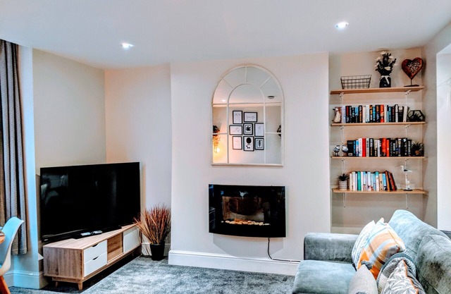 Appartement en bois de santal - 2 chambres, entièrement viabilisé et proche de la mer