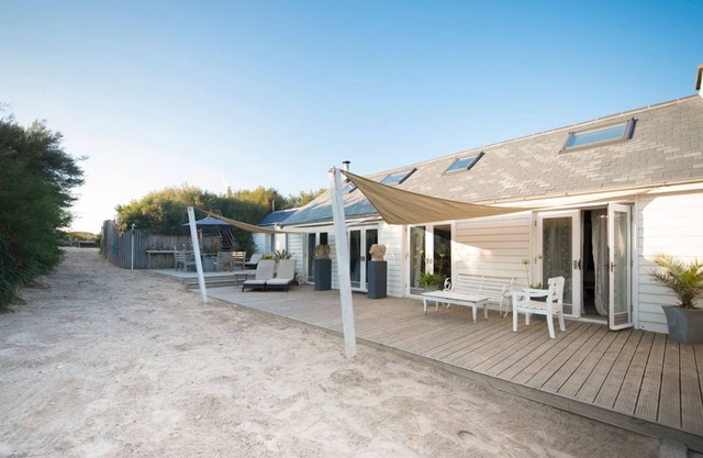 Sandcrest Cottage - Trois Chambres Villa, Couchages 6