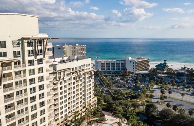 Sandestin Resort Luau by Tufan