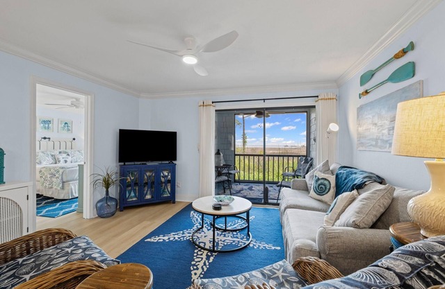 Sandestin Starfish: Serene Bayfront Condo with Golf Cart, Workstation, and Stunning Views