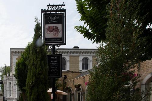 Sandford House Hotel Wetherspoon