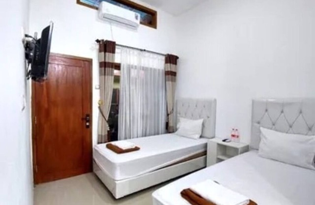 Sandi Guest House Syariah by Sinergi
