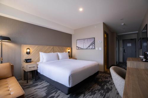 Sandman Signature Winnipeg Airport Hotel & Suites