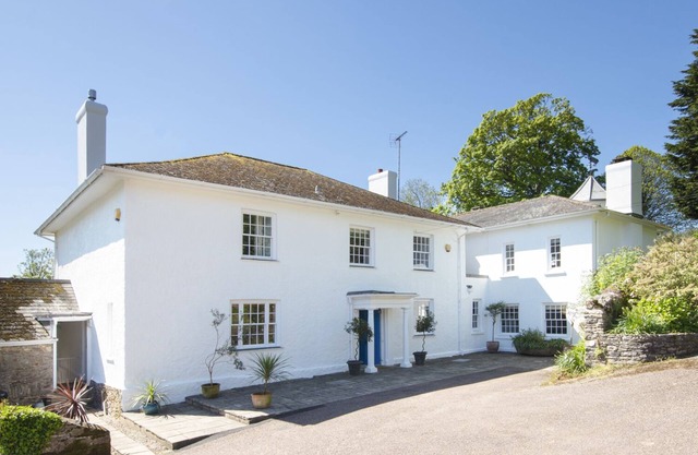 Sandridge Barton, STOKE GABRIEL