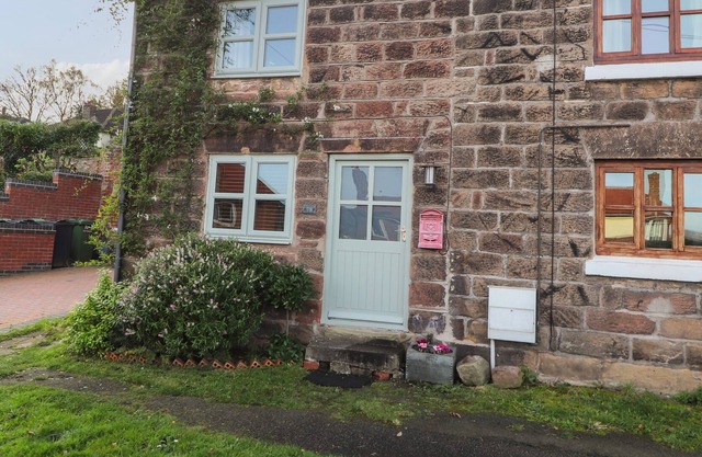 Sandstone Cottage, HELSBY