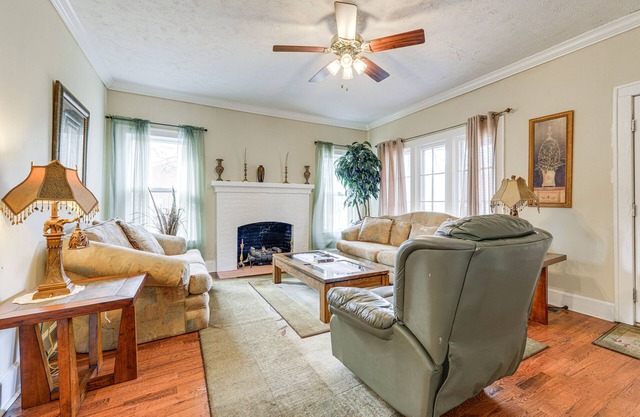 Sanford Vacation Rental ~ 1 Mi to Downtown!