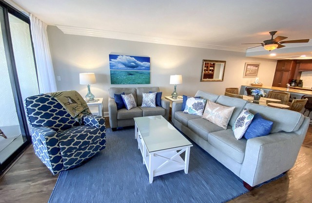 Condo avec vue sur la plage et l'eau au Sanibel Harbour Resort - 6e étage