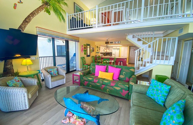 3 chambres, 1800 pieds carrés donnant sur la plage de Sanibel Harbour Resort