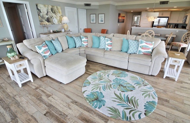 Sanibel Harbour Resort Bay View Tower 737: Beachfront vacation retreat with gorgeous sunset views
