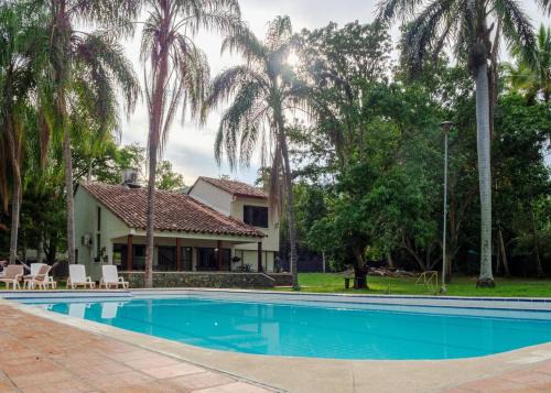 Santa Ana Colonial