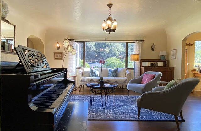 Santa Barbara Classic Home Updated Gorgeous Near everything Family Friendly
