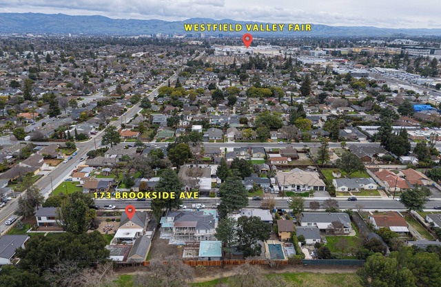 Santa Clara 5Br Home /Spacious backyard /Westfield