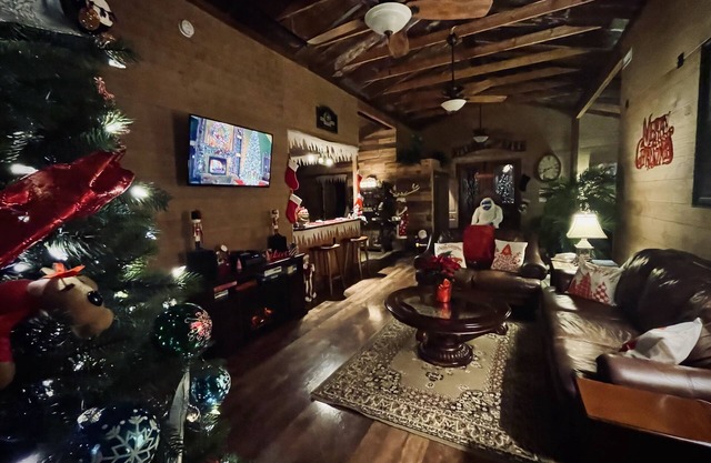 Santa’s Cottage at Lake Norman