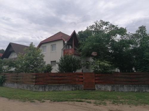 Sarkifény Vendégház