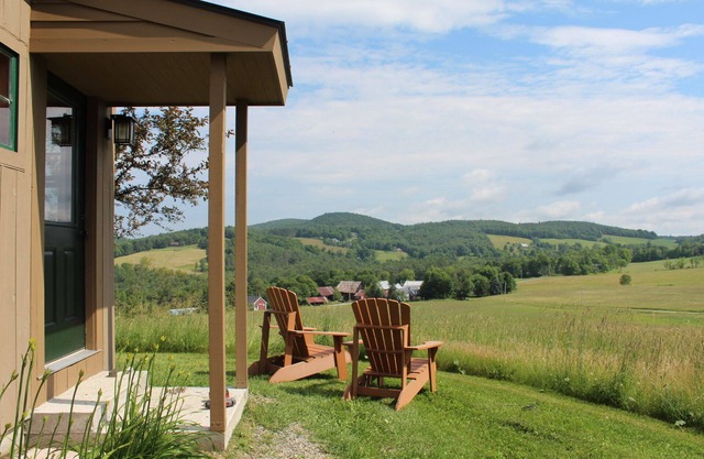 Savage Hart Farm est une ferme Petit Mouton Avec Chambres d'hôtel.